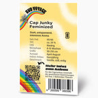 Bud Voyage Produktbild: Cap Junky feminisierte Cannabisblüte mit Regenbogen, QR-Code und Barcode, Vanille-Aroma und erdigen Noten
